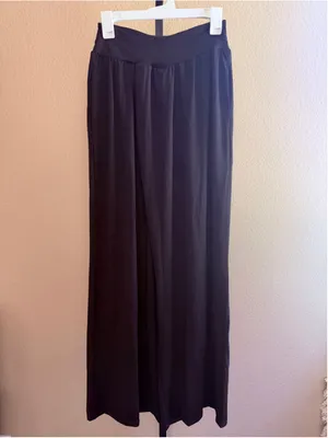 Size S (Reg) Halara Wide Leg Pants thumbnail 2