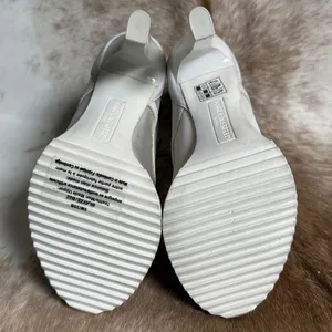 Karl Lagerfeld Paris Women's White‎ Blayze Lug Sole Peep Toe Bootie Size 5 B77 thumbnail 13