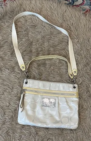 Coach Poppy Ivory with Metallic Signature Cream Shoulder Bag thumbnail 1