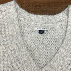American Eagle Womens Knit V-Neck Sweater XS‎ Extra Small Beige Waffle Texture thumbnail 2