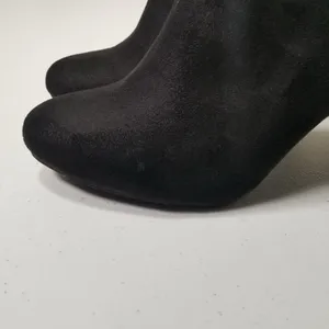 DEXFLEX Comfort Suede Black Women's Heeled Ankle Boots 8W thumbnail 6