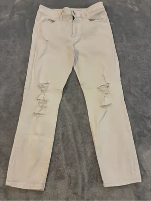 Women’s American Eagle White Distressed Super Stretch Jegging Crop Jeans Size 8 thumbnail 1