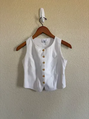 White button up crop top Size M thumbnail 2