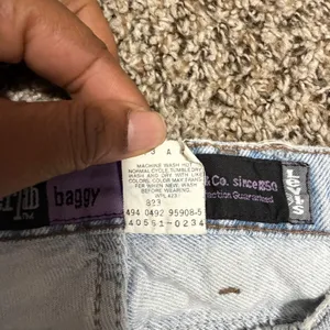 Vintage Levis SilverTab Baggy Jeans Light Wash Blue 90s Denim W28 L32 40581-0234 thumbnail 7