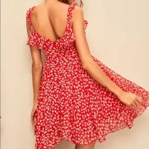 ✨HP✨Ditsy Floral Tie Neck Ruffle Trim Cami Dress✨ thumbnail 4
