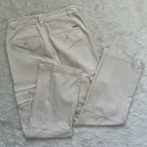Aritzia Tna Pants Troop Cargo Pant Mid-Rise Utility 100% Cotton Cream Sz 4 thumbnail 2