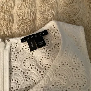 theory coquette white ‘Ellice’ sleeveless eyelet lace blouse Size Medium thumbnail 6