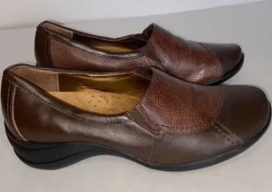 Hush Puppies Slip On Leather Shoes size‎ : 7.5 thumbnail 1