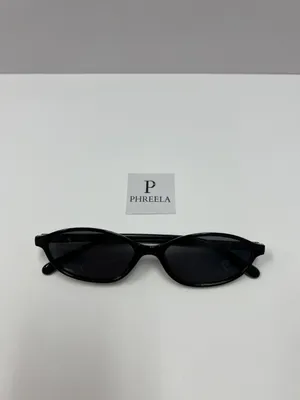 black oval sunglasses / 90s oval sunglasses thumbnail 5