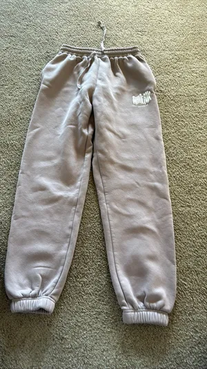 White fox sweat pants thumbnail 1