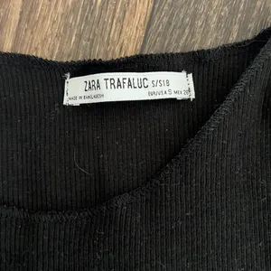 Zara Black Top thumbnail 2