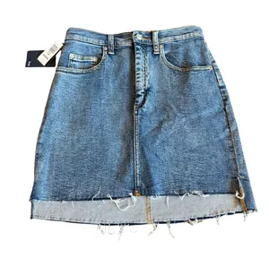 Wilfred Free Aritzia Denim Skirt Tanit Medium Wash Raw Hem Casual Size 6 NWT thumbnail 1