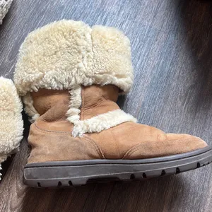 Uggs thumbnail 4