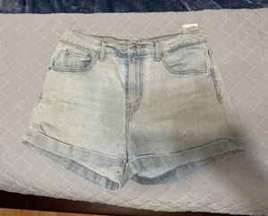Levi’s Jean Shorts thumbnail 1