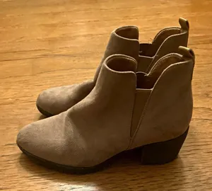 Dr. Scholl's Women’s Brown Suede Ankle Bootie Slip-On Block Heel Round Toe 7 thumbnail 1