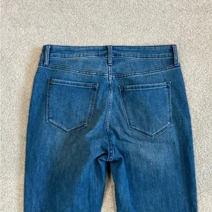 Old navy high rise flare blue solid wash jeans in size 10 thumbnail 4