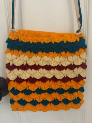 Vintage Handmade Colorful Crochet Purse thumbnail 5