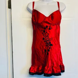 Fredericks of Hollywood Chemise Women 38 Red Satin Floral‎ Embroidered Slip thumbnail 3