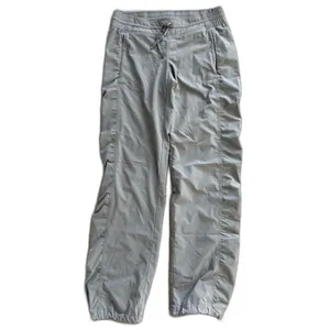 Athleta Women's Gray LaViva Dance Track Pants - Size 4 thumbnail 3