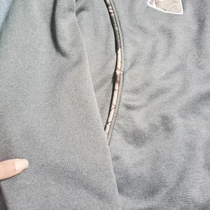 Under armor women's gray hoodie with camo details size medium thumbnail 4