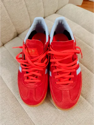 Adidas Spezial Blue and red shoes thumbnail 2
