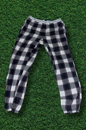 Victoria's Secret Pajama Pants thumbnail 1