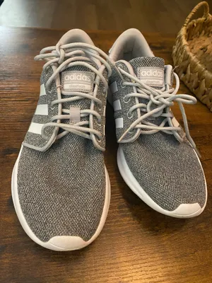 adidas Cloudfoam Women's Running Shoes Size 7 thumbnail 1