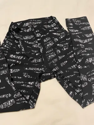 Lululemon Wunder Under High-Rise Leggings Size 6 thumbnail 7