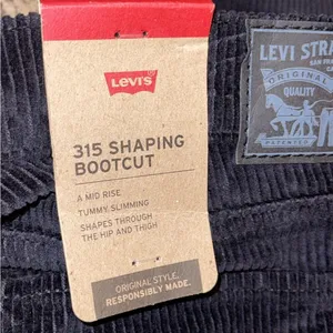 Levi’s Women’s 315 Shaping Bootcut Corduroy Jeans thumbnail 5