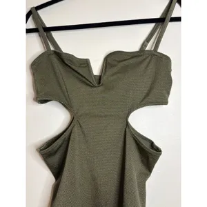 Aerie Real Good‎ Olive Green Textured V-Wire Cut-Out One Piece Swimsuit Large thumbnail 3