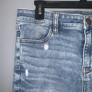American Eagle Next Level Stretch Crop Jegging Distressed Ripped Blue Jeans 10 thumbnail 8