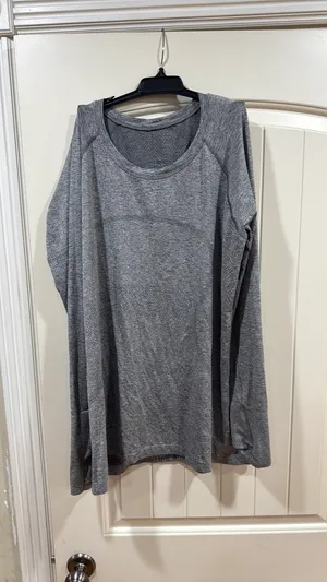 Lululemon Swiftly Long Sleeve Tech 2.0 thumbnail 2