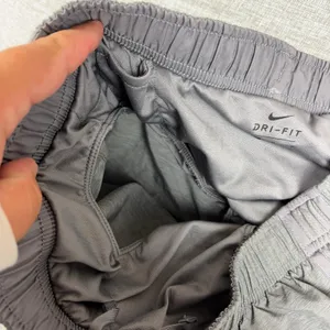 Nike Dri-FIT Running Shorts Womens M Gray 3 In Lined Athletic Pockets DB4487-067 thumbnail 4