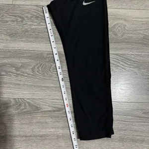 Nike Dri Fit‎ Size Medium Cropped Stretchy Leggings Womens Athletic Drawnstring thumbnail 11