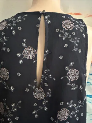 Abercrombie & Fitch Black Floral A-Line Dress SM thumbnail 10