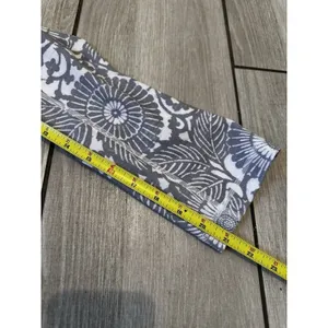 Lululemon Wunder Under Crop Beachy Floral White Fossil Pattern Grey Sz 4 Yoga thumbnail 6