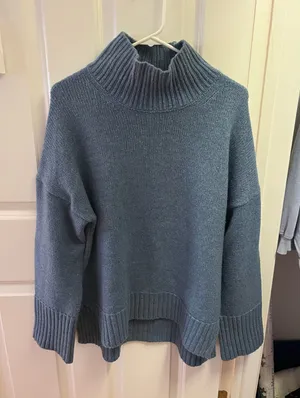 Abercrombie Oversized Turtleneck Sweater thumbnail 1