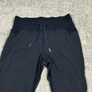Lululemon Black Street To Studio Pants Womens 6 Pockets Cropped Comfort thumbnail 2