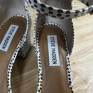 Steve Madden Irenee Polka Dot Block Heel Sandals Black White 7.5M thumbnail 9