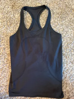 Black Lululemon Tank thumbnail 1
