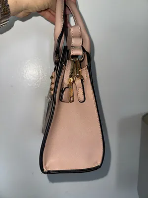 Le Bag Los Angeles Purse With Shoulder Strap Pink thumbnail 2