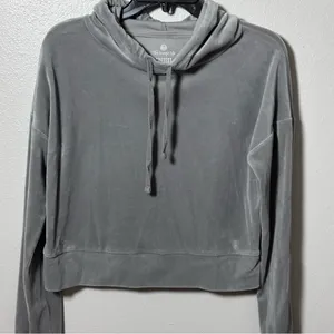 SO The Lounge Life Softest Hoodie Fleece Gray Cropped‎ Size Small. thumbnail 2