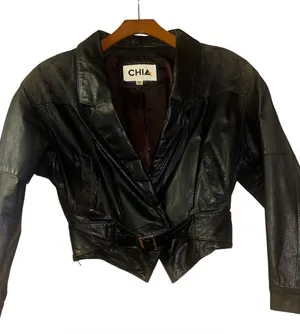 Women's 80’s VTG Black Leather Cropped Belted Jacket Size M thumbnail 1