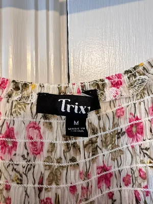 Dress thumbnail 4