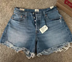 501 Levi’s Shorts Women’s thumbnail 1
