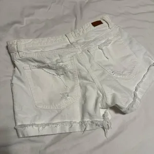 Abercrombie Annie High Rise Shorts thumbnail 3