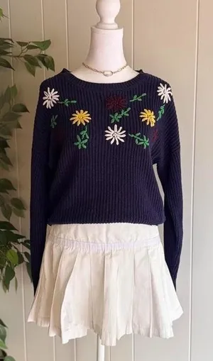 U.S Polo Embroidered Flowers Navy Blue Sweater Women's Crew Neck Size Xs thumbnail 1
