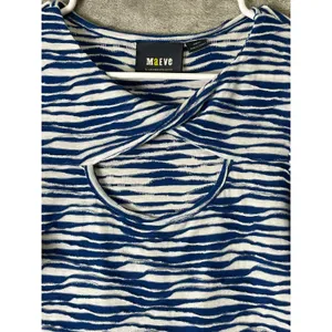 Maeve XS Blue White Zebra Stripe Puff Sleeve Top Coastal Preppy Feminine Dainty thumbnail 2