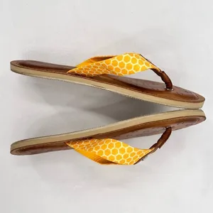 Nautica Gulf Breeze Yellow Honeycomb Fabric Straps Flip Flop Sandal Size 7 thumbnail 5