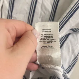 ✨Aritzia Wilfred Free The Tie Front Sz Xs Blouse✨ thumbnail 10